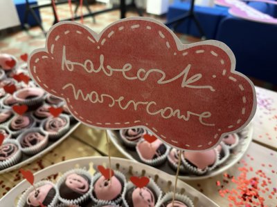 Katarzyna Pakosińska "Trzy dekady śmiechu"